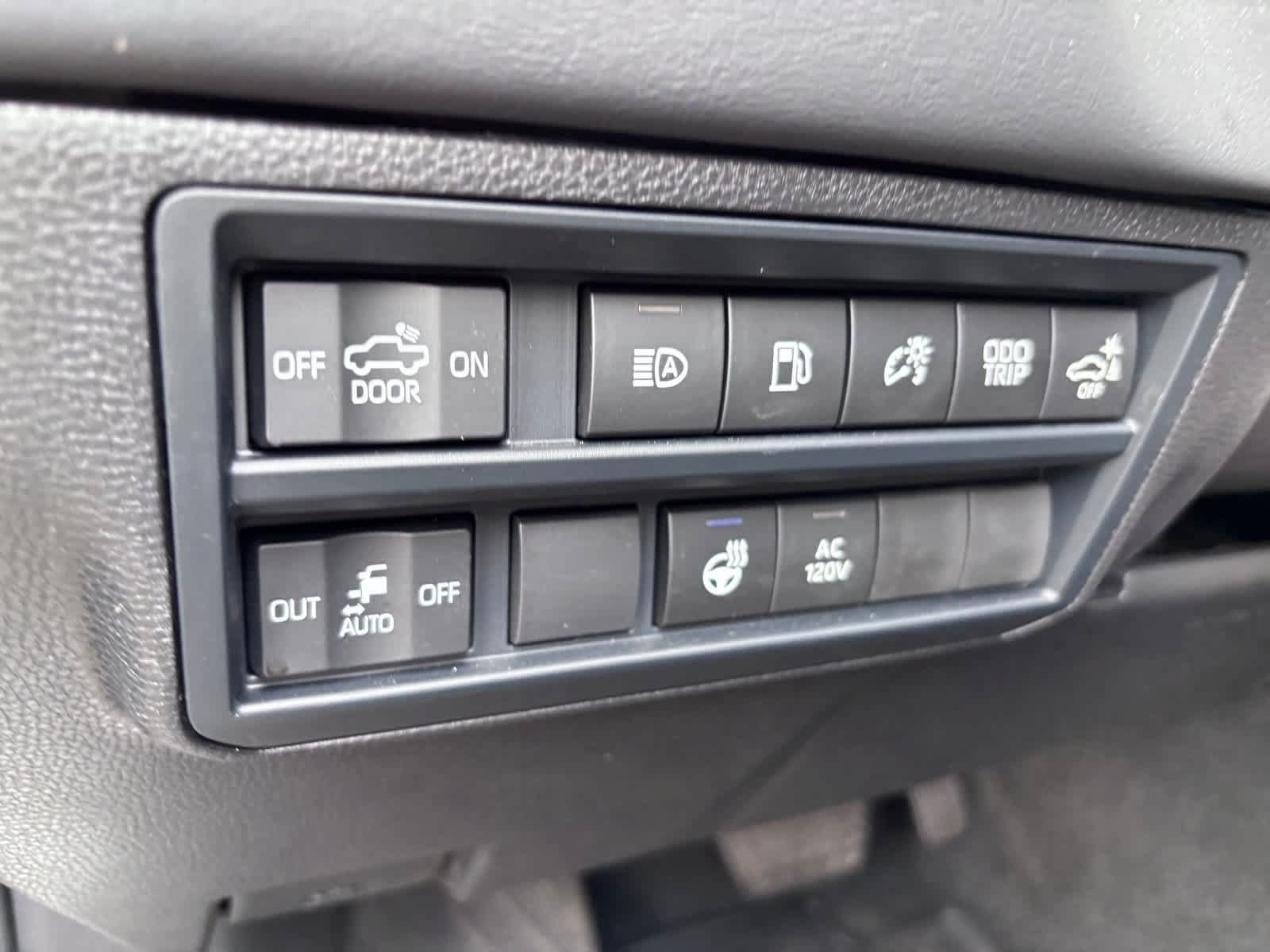 Used 2026 Toyota Tundra Platinum w/ Tow Tech Package AWD/4WD image 15