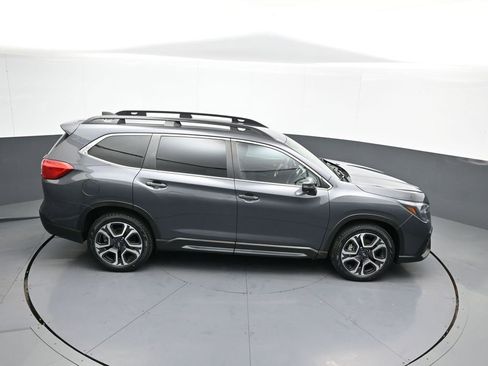Used 2023 Subaru Ascent Limited image 39
