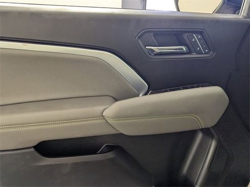 Used 2023 Chevrolet Colorado ZR2 w/ ZR2 Convenience Package III image 13
