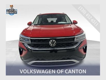 Certified 2023 Volkswagen Taos SE w/ Panoramic Sunroof Package