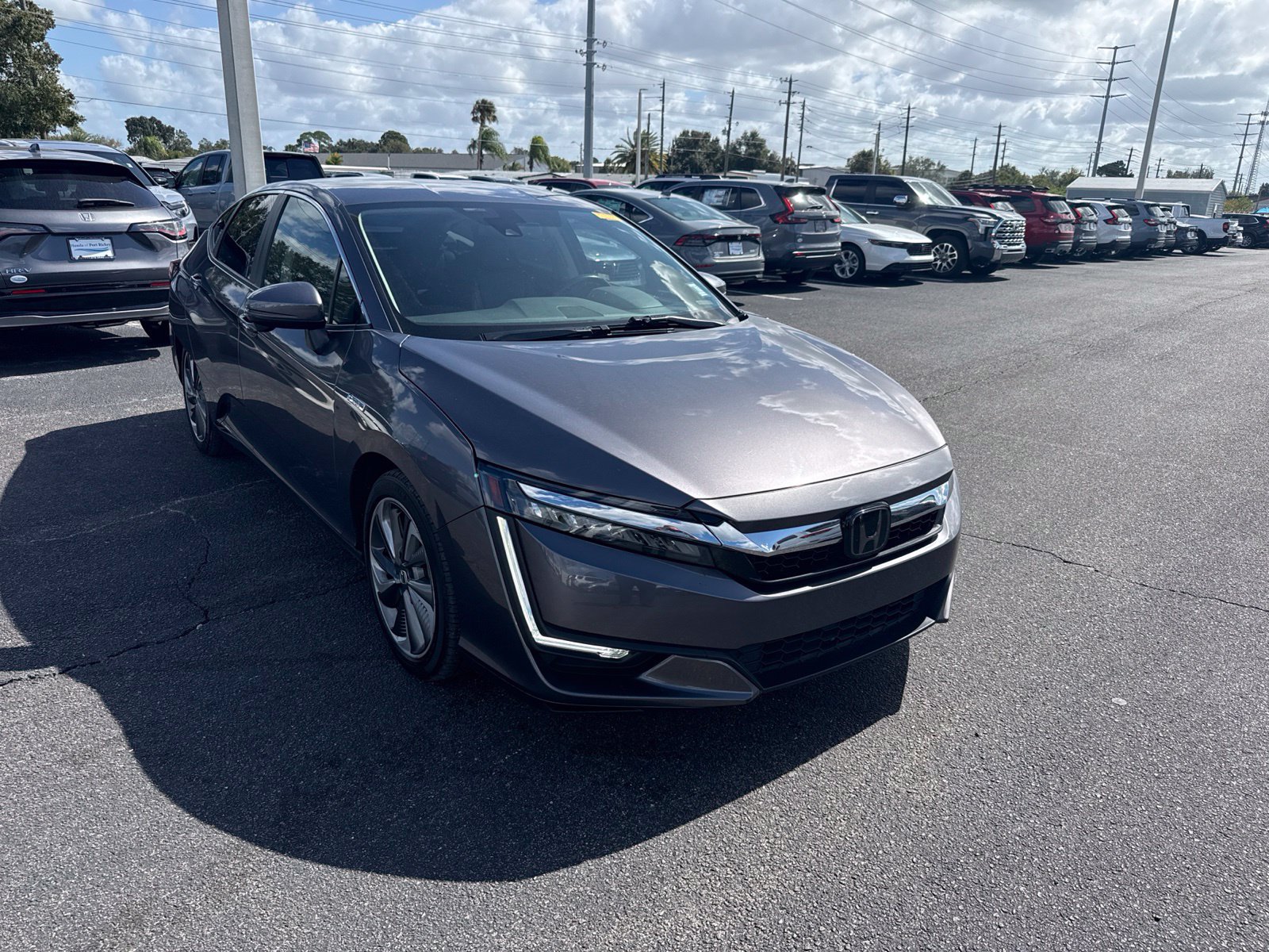 Used 2019 Honda Clarity Touring image 1