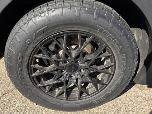 Used 2018 Hyundai Santa Fe Sport FWD image 31