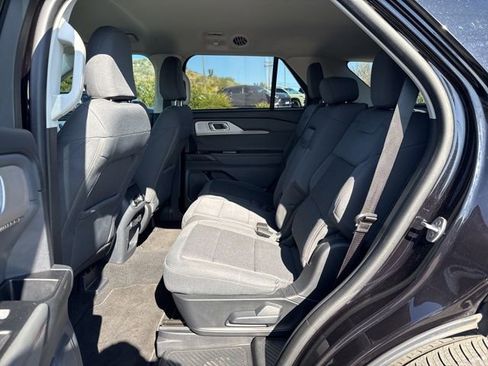 Used 2025 Ford Explorer Active image 14