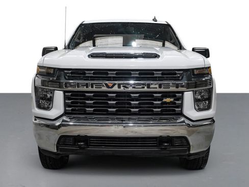 Used 2022 Chevrolet Silverado 2500 LT AWD/4WD image 3