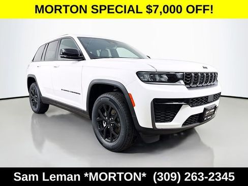 New 2026 Jeep Grand Cherokee Altitude AWD/4WD image 1