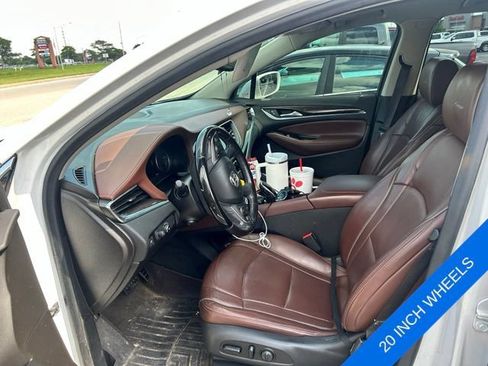 Used 2018 Buick Enclave Avenir FWD image 6