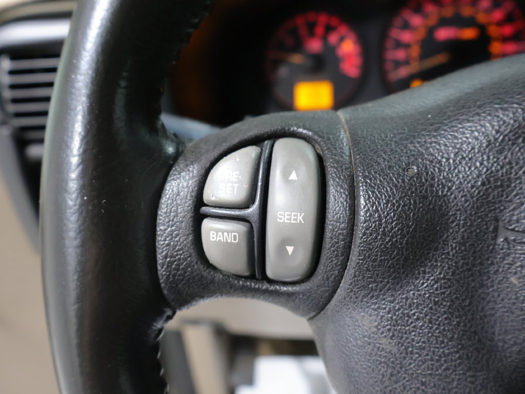 Used 2004 Pontiac Montana Extended w/ Convenience Package #2 FWD image 7