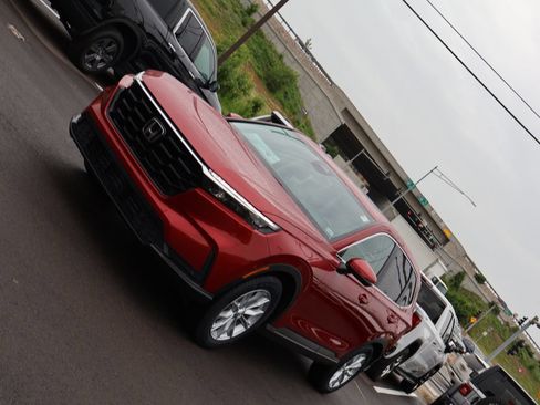 Certified 2025 Honda CR-V EX-L image 3