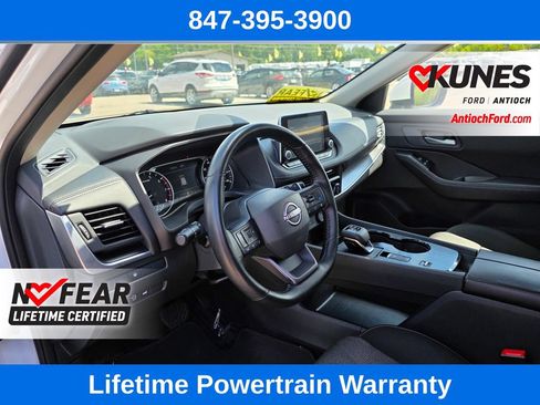 Used 2025 Nissan Rogue SV FWD image 20