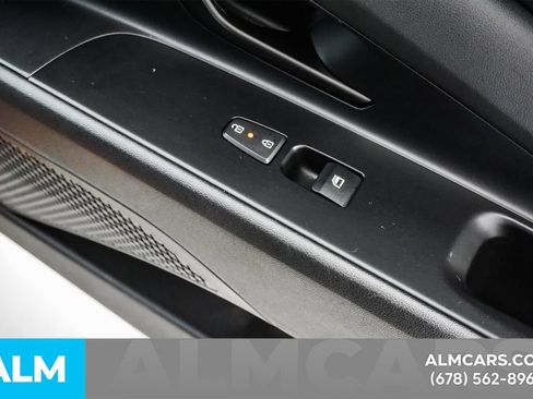 Used 2025 Hyundai Elantra Sport FWD image 40