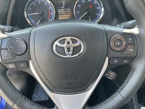 Used 2017 Toyota Corolla XSE w/ Carpet Mat Package (TMS) FWD image 22