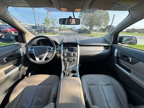 Used 2012 Ford Edge SEL FWD image 16