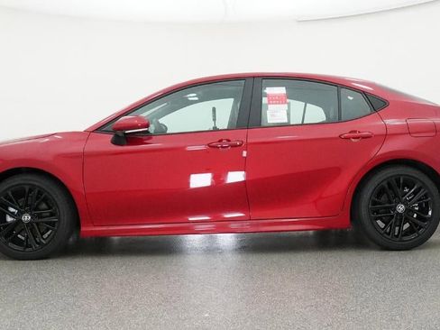 New 2026 Toyota Camry SE image 19