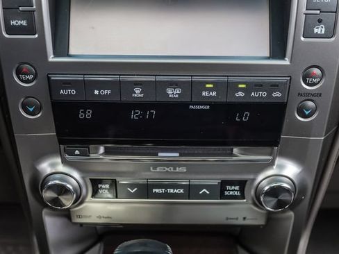 Used 2018 Lexus GX 460 Premium AWD/4WD image 43