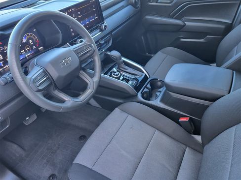 Used 2024 Chevrolet Colorado Trail Boss w/ Technology Package image 13