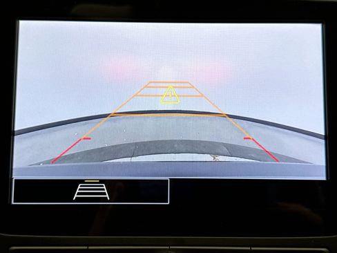 Used 2025 Chevrolet Malibu LS FWD image 16