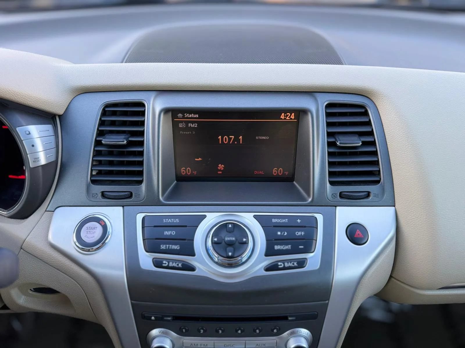 Used 2012 Nissan Murano SV AWD/4WD image 24