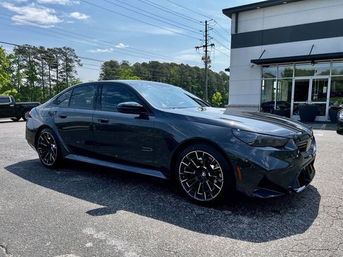 Used 2025 BMW M5 Base AWD 4dr Sedan w/ Executive Package image 12