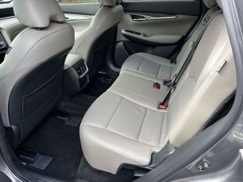 Certified 2025 INFINITI QX50 Luxe AWD/4WD image 17