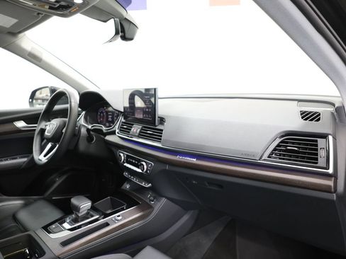 Used 2024 Audi Q5 2.0T Prestige w/ Prestige Package AWD/4WD image 23