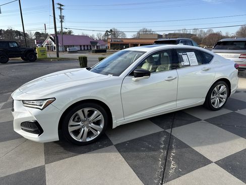 Used 2023 Acura TLX w/ Technology Package image 5