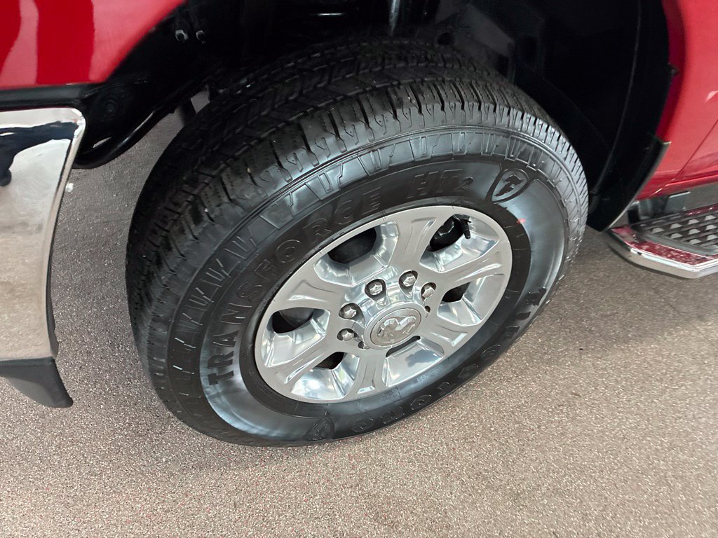 Used 2026 RAM 2500 Big Horn AWD/4WD image 6