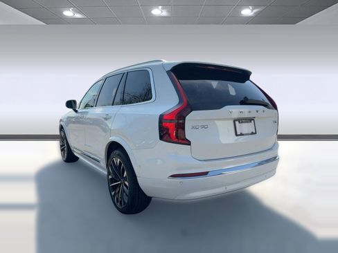 New 2026 Volvo XC90 T8 Ultra w/ Protection Package Premier image 3