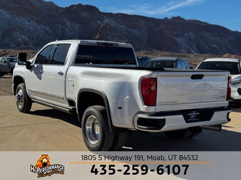 Used 2025 Chevrolet Silverado 3500 High Country w/ Technology Package image 9