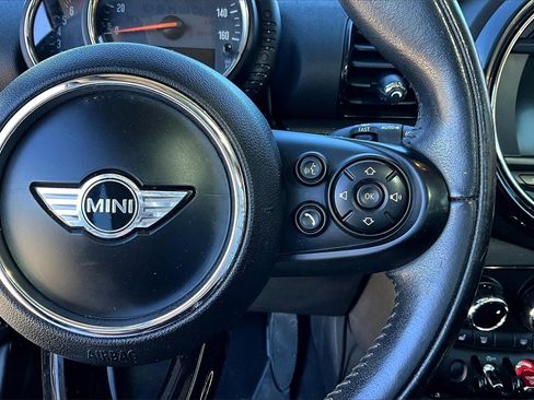 Used 2017 MINI Cooper Clubman S image 16