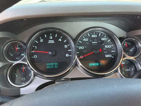 Used 2011 Chevrolet Silverado 2500 W/T AWD/4WD image 11