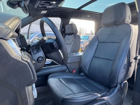 Used 2023 GMC Yukon Denali w/ Max Trailering Package image 19