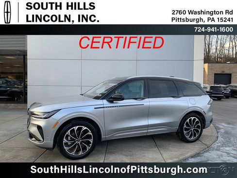 Certified 2024 Lincoln Nautilus Reserve image 1