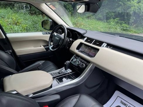 Used 2017 Land Rover Range Rover Sport HSE AWD/4WD image 19