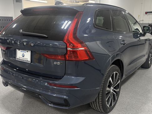 Used 2024 Volvo XC60 B5 Plus AWD/4WD image 10