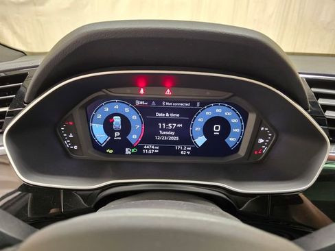 Certified 2025 Audi Q3 2.0T Premium w/ Convenience Package image 21