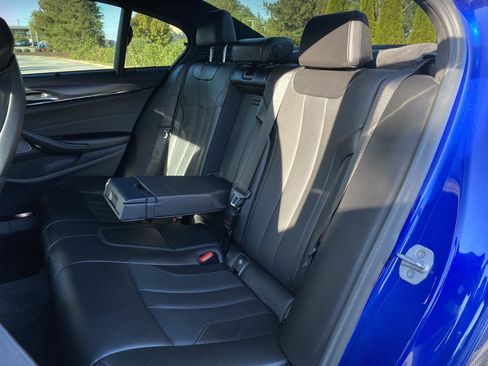 Used 2021 BMW M5 w/ Executive Package image 9