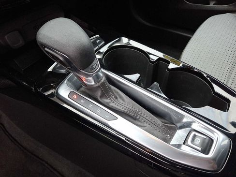 Used 2024 Chevrolet Trax LT image 14