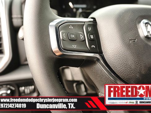 New 2026 RAM 2500 Laramie AWD/4WD image 28
