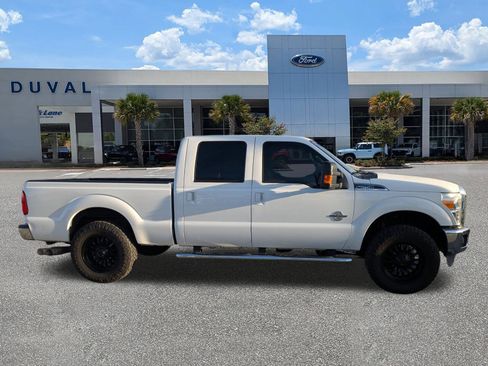 Used 2016 Ford F250 Lariat w/ Lariat Ultimate Package image 3