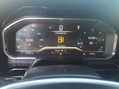 Used 2025 GMC Sierra 1500 SLT image 26