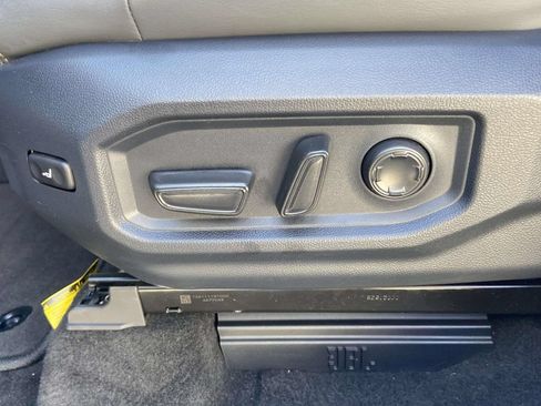Used 2026 Toyota Sequoia Capstone AWD/4WD image 20
