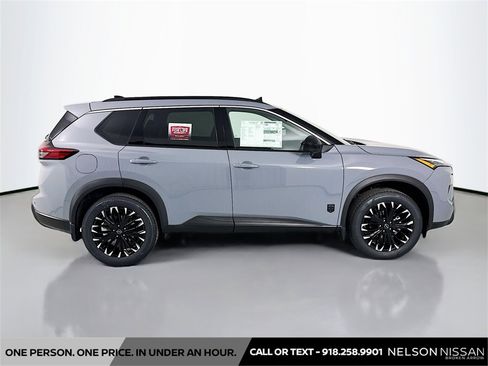 New 2026 Nissan Rogue SV image 4