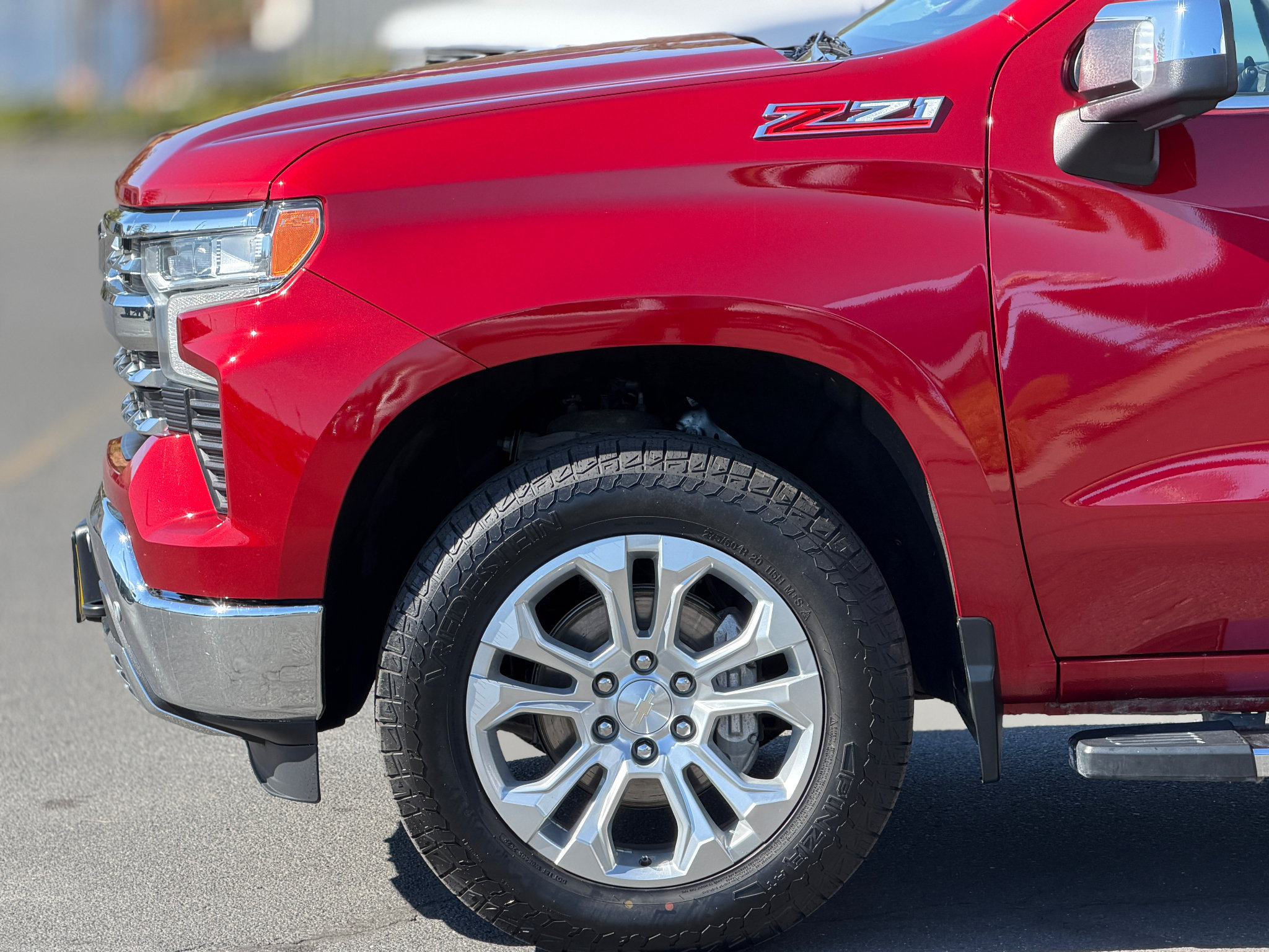 Used 2024 Chevrolet Silverado 1500 LTZ AWD/4WD image 18