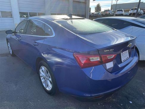 Used 2023 Chevrolet Malibu LT w/ Driver Confidence Package image 4