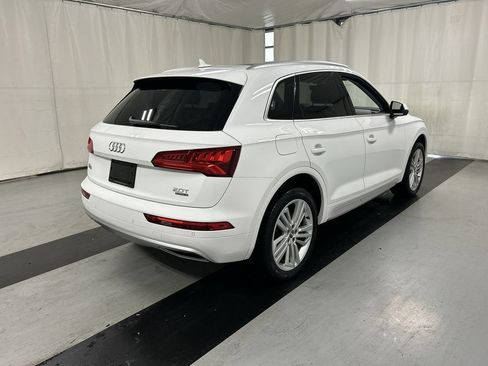 Used 2018 Audi Q5 2.0T Premium Plus w/ Premium Plus Package AWD/4WD image 2