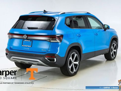 Used 2025 Volkswagen Taos SEL image 47