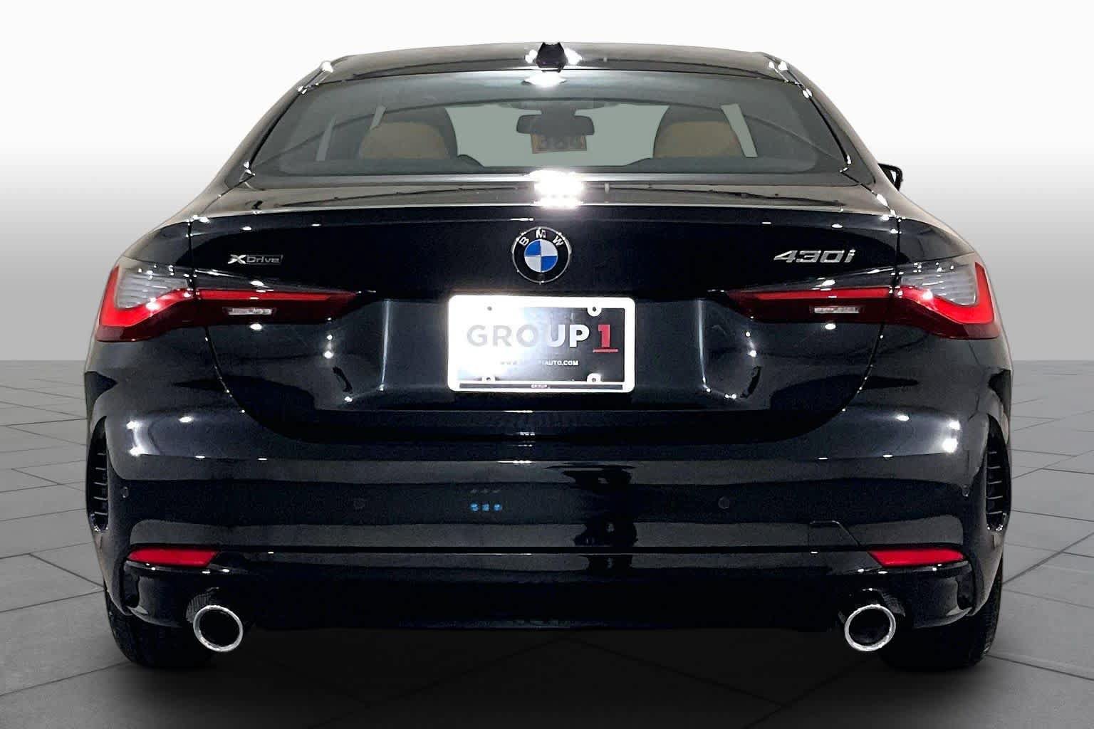 Used 2026 BMW 430i xDrive Coupe w/ Premium Package AWD/4WD image 4