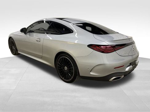 Used 2024 Mercedes-Benz CLE 300 4MATIC Coupe image 4