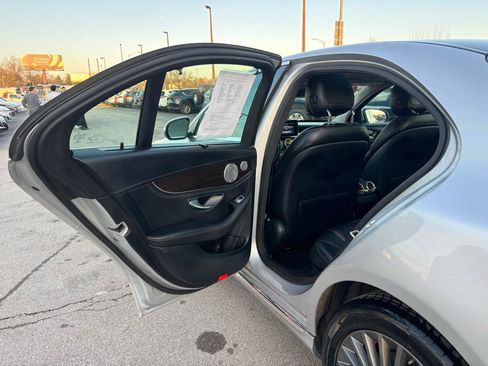 Used 2015 Mercedes-Benz C 300 4MATIC Sedan image 13