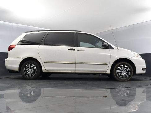 Used 2004 Toyota Sienna LE FWD image 18